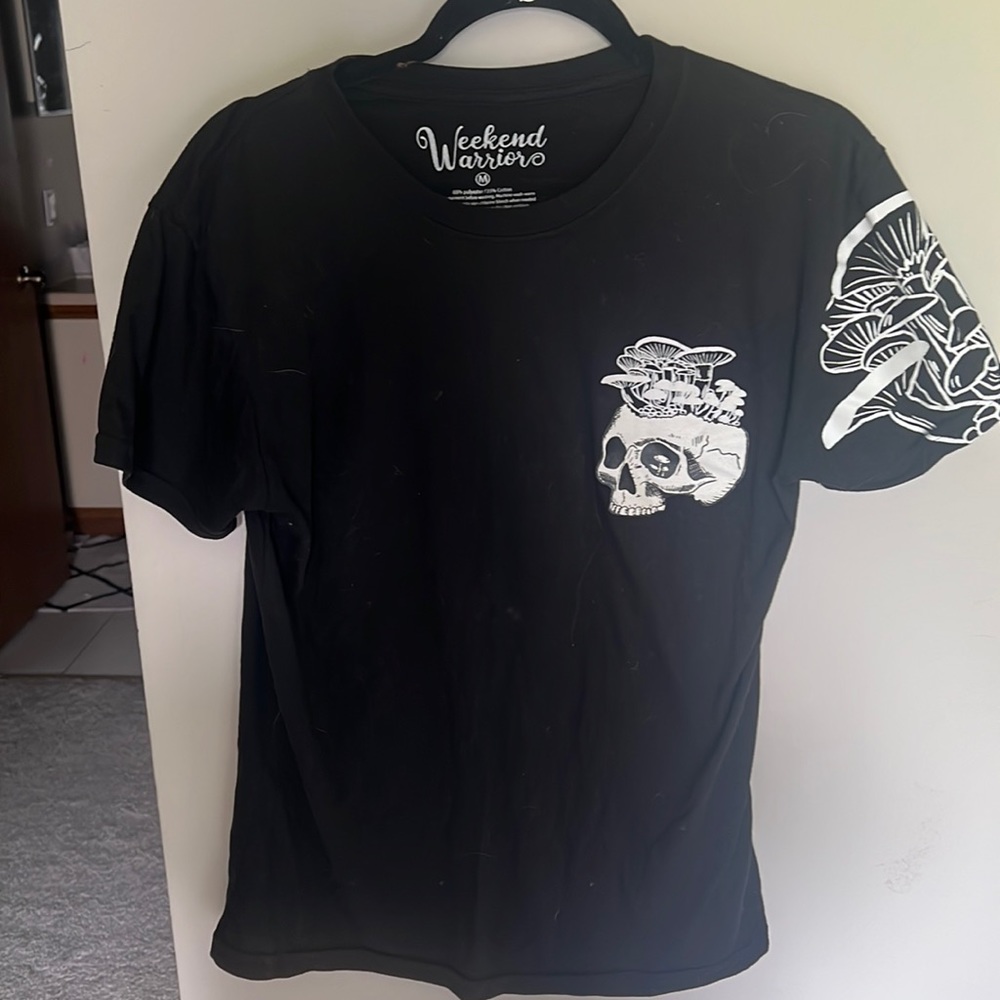 Men’s black T-Shirt